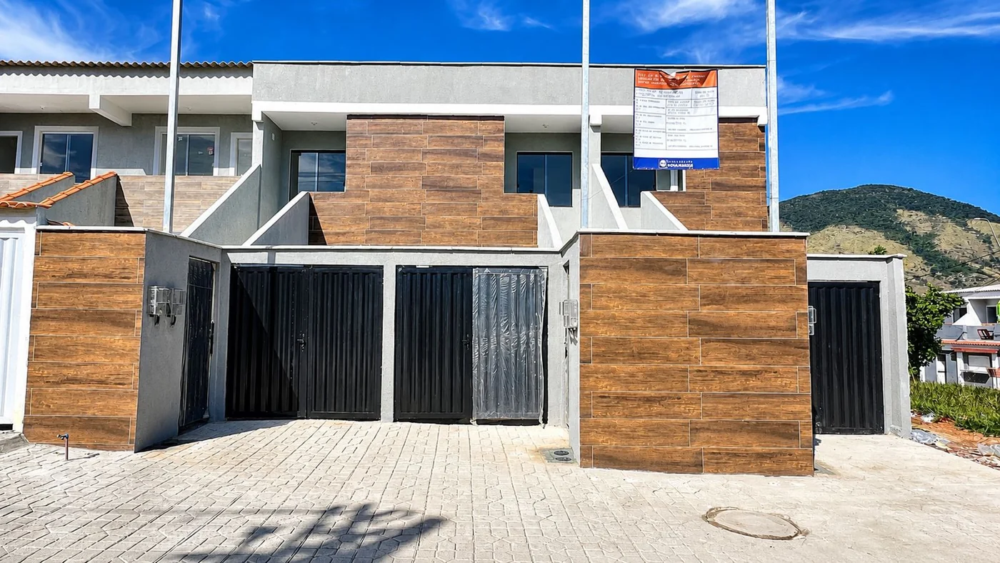 Fachada e portões do imóvel MATRIZ209, Alvorá, Cabuçu, Nova Iguaçu